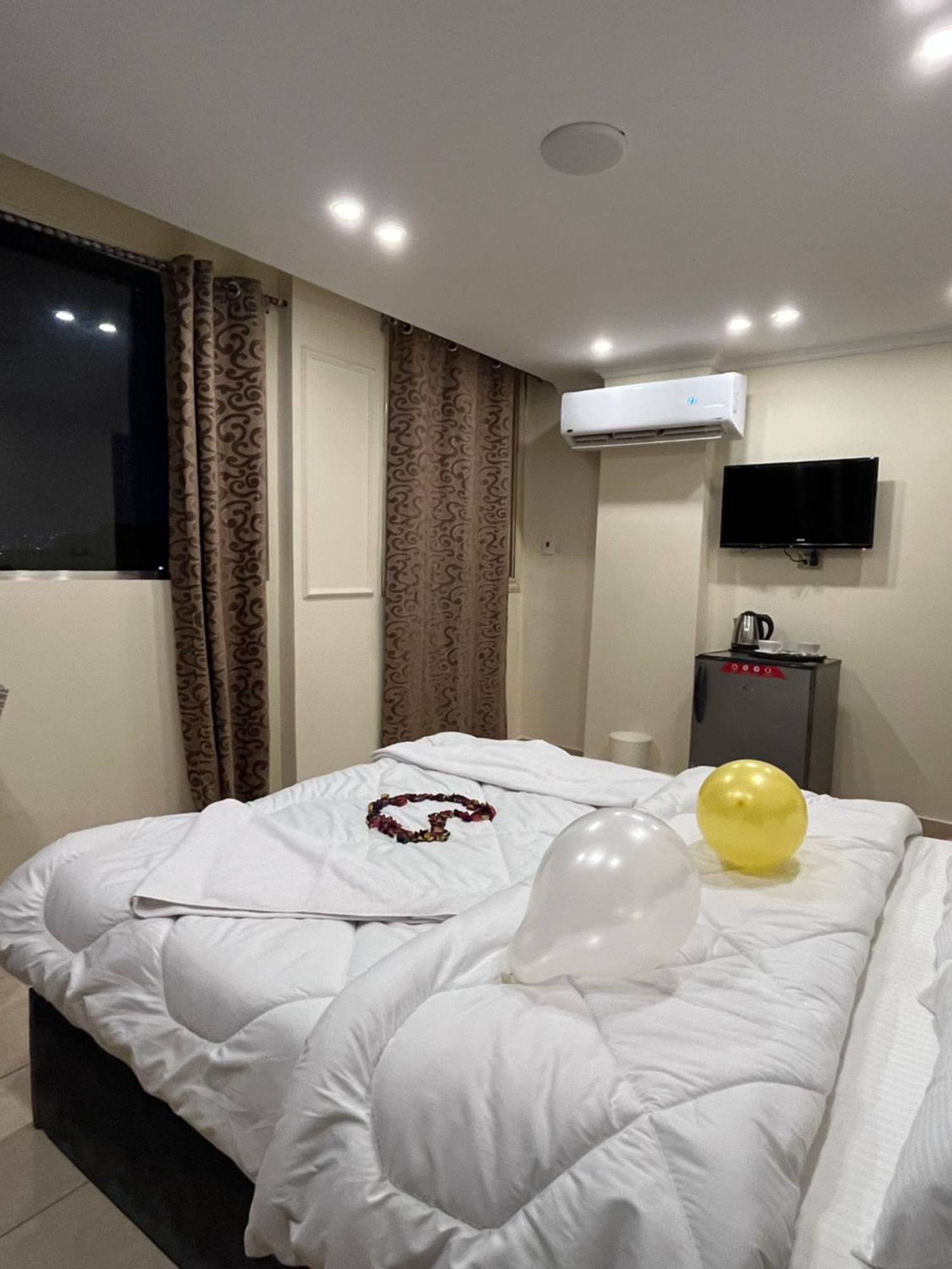 Pyramids Pride Inn Kafret el-Gabal Zewnętrze zdjęcie