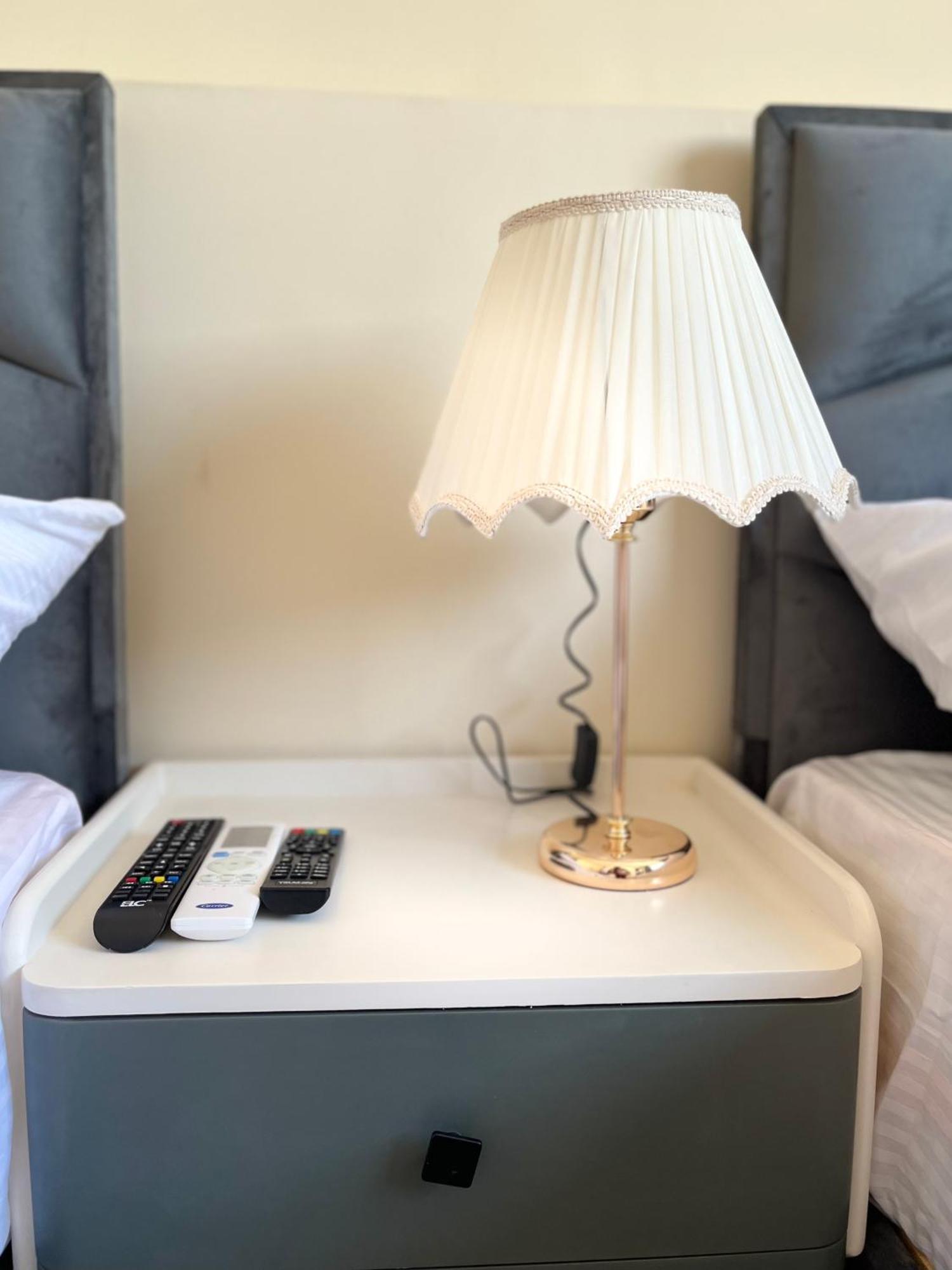 Pyramids Pride Inn Kafret el-Gabal Zewnętrze zdjęcie